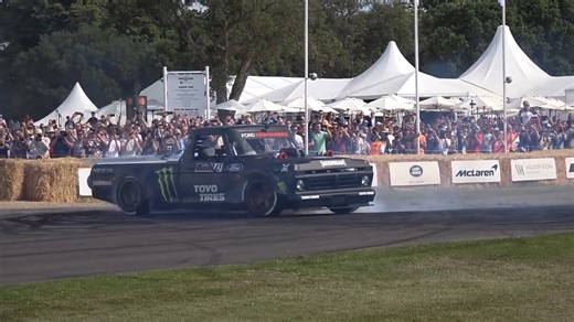 Ford F-150 nearly crashes during full acceleration on famous track