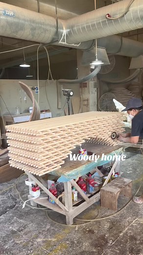 Wood bench #woodbench #woodfurniture #artfurniture #woodworking #homedecorinspo #handmadefurniture #sculpturefurniture