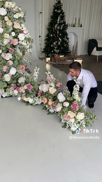 Shoot day! Thanks babe 🥰 #WeddingShoot #styledshoot #wedding #denverweddings #coloradowedding #WeddingInspo #ColoradoFlorists #DenverWeddingFlorists #WeddingTrends #weddingtiktok #weddingtok #WeddingPlanningTips #floralrental #weddingrental