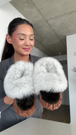 Handmade Seal Skin Slippers Creation Process