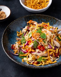 204K views · 19K reactions | Vietnamese-style Chicken Salad with a 3-ingredient dressing | Marion Cooks Asian Food Classics | Facebook