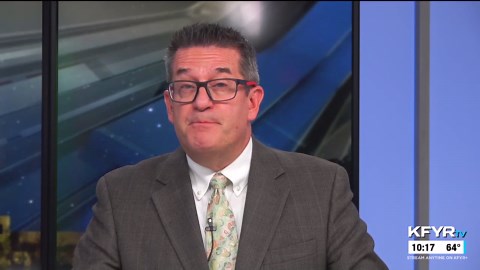 Fall colors are coming early this year to many parts of the US