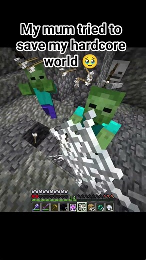 you didn't see a respawn button...trust #minecraft #shorts #minecraftshorts #memes #minecraftmemes