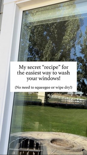 Mel Gunnell | Tried-and-True Recipes on Instagram: "Here is my “recipe” for the easiest window washing mixture AND method. I’ve been washing my very dirty windows (we live on lots of dusty property 🥴) like this for years, and it is so, so easy to get clean windows in just a few minutes because you don’t have to squeegee or wipe them dry. WINDOW WASHING RECIPE: 1 gallon warm water 2 cups white vinegar 1 tablespoon dish soap Dip a rag or mop cloth in the bucket and let excess liquid drip off. Was