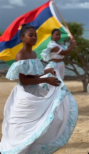 𝐅𝐞𝐞𝐥 𝐭𝐡𝐞 𝐫𝐡𝐲𝐭𝐡𝐦 𝐨𝐟 𝐌𝐚𝐮𝐫𝐢𝐭𝐢𝐚𝐧 𝐒𝐞𝐠𝐚 - 𝐚 𝐝𝐚𝐧𝐜𝐞, 𝐚 𝐦𝐞𝐥𝐨𝐝𝐲, 𝐚 𝐡𝐞𝐚𝐫𝐭𝐛𝐞𝐚𝐭 𝐨𝐟 𝐨𝐮𝐫 𝐢𝐬𝐥𝐚𝐧𝐝 🇲🇺 From vibrant costumes to the soul-stirring beats of the ravanne, Sega is pure magic. Every Wednesday at Preskil Island Resort, dive into our Mauritian Theme – a celebration of local flavors, traditions, and music. Don’t miss it – the perfect way to experience the culture of Mauritius! #Mauritius #PreskilIslandResort #BVHospitality | Preskil Island Re