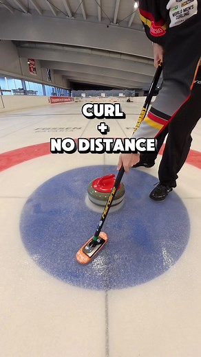 Viele verstehen noch nicht genau, was Wischen im Curling bringt. Jetzt sollte es klar sein🙌🏻 🥌 #curling #foryou #fyp #sweeping