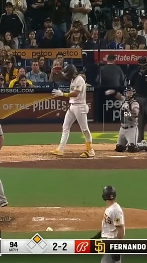 1M views · 5.3K reactions | Funniest Moments In The MLB #mlb #baseball #funnybaseball | MLB Throwbacks | Facebook