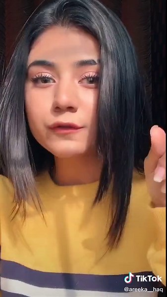 Understanding Hand Gestures in Communication