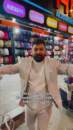 Milpark Avm on Instagram: "Uçuran kampanya yarında sizlerle 🦋- Herkese merhaba 🤗 🐣 🦋- Mağazamız her gün 10:00 - 22:00 saatleri arasında hizmet vermektetir🫡 🐣 🦋- Geldiğiniz zaman sizleri gözlerinden alev çıkarabilen🙃 iş arkadaşlarımız karşılayacaktır👭👬 🐣 🦋- Onların bu çılgınca olan hareketine lütfen aldırış etmeyiniz 😊😇 🐣 🦋- Mağazamızda güzel vakit geçirmeniz tek isteğimiz 🙏🏼 🐣 🦋- Alışveriş yaparken lütfen dikkatli olalım çünkü, içeride zamanın nasıl geçtiğine dair henüz somut