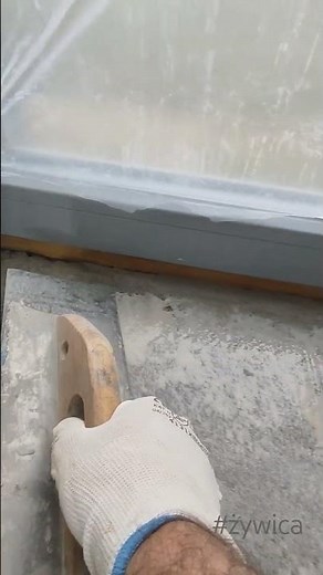 Żywica epoksydowa na jastrychu betonowym idealna baza pod wyprawy z mikrocementu #floor #mikrocement