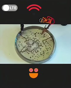 Graphene Oxide Reaction To 5G Radio Waves | Edhard Rugebregt