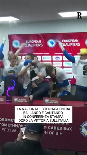 Felicità della Nazionale Bosniaca dopo la Vittoria