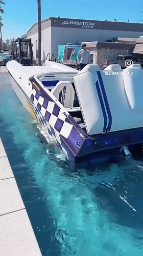Run out of this fully restored and repowered 1998 Eliminator 25 Daytona. Boat was completely derigged and rerigged.Things performed:-Hardliner floor with foot rests and decking-Gelcoat repair, bilge refinish and full polish-New interior with updated seats and side panels-New rubrail-Refinished hardware-New stereo-Rebuilt Merc 525 -custom IMCO tailpipesHats off to the Eliminator Service department and the crew at Eliminator BoatsTo schedule your next project please call the factory at 951-332-430