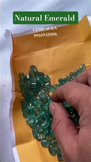 “emerald gemstone,” “emerald jewelry,” and “how to buy emeralds.”