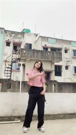 Sirra 💓 #dance #Subharti__100