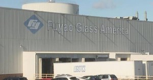 Chinese glass maker builds new factory in Ohio, bringing stable jobs