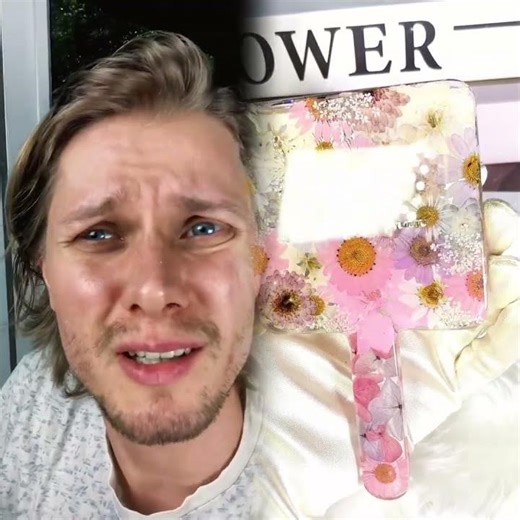 Intrusion. 💔#humour #drole #relation #couple #sarcasme