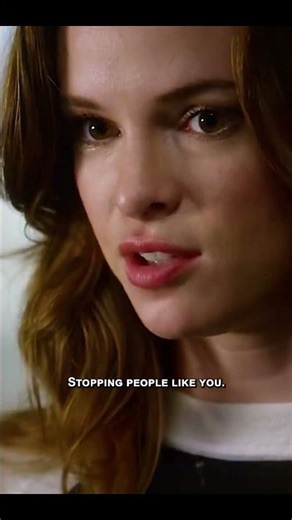 Caitlin Snow Observes Bette’s cellular structure is Altered “Nitrogen Levels Off the Charts! 🔬”