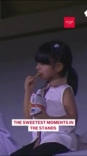65K views · 4.4K reactions | Season’s best moments  A girl handing her dad some chips in the stands ❤️ TikTok: thmanyahsports #lovinriyadh #lovinsaudi | Lovin Riyadh | Facebook