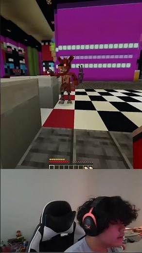 Attempting to Beat FNaF in MINECRAFT