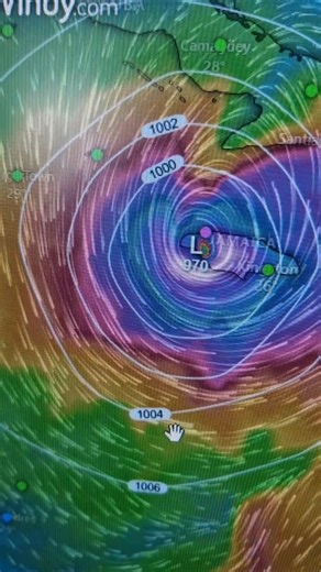 Meteorologista Piter Scheuer🌪 on Instagram: "ALERTA MÁXIMO: FURACÃO MELISSA. #FURACÃO #melissaa"