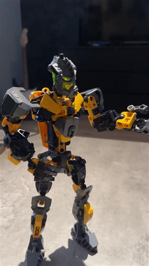 The Guy Who Cannot Be Taken Seriously in LEGO Bionicle