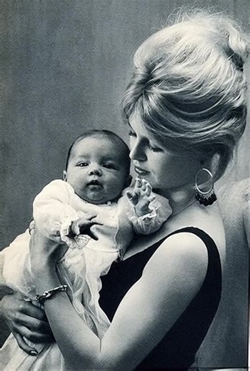 Who Is Nicolas-Jacques Charrier? Brigitte Bardot’s Only Son Explained Nicolas-Jacques Charrier, the elusive only son of the recently deceased French icon Brigitte Bardot, has captured global curiosity following her passing on December 28, 2025. Known for his deliberate withdrawal from fame, Charrier’s life shrouded in privacy contrasts sharply with Bardot’s legendary public image and activism. Brigitte Bardot died suddenly at her home in southern France, leaving behind a towering legacy of cinem