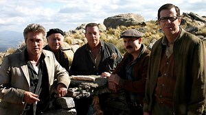 Les doigts croches en quelques pages | ICI Télé | Radio-Canada