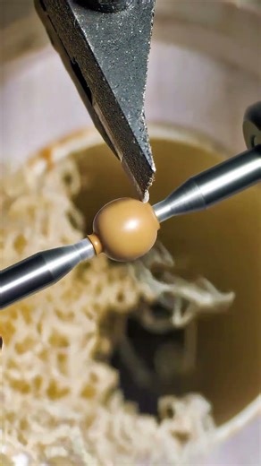Precision Turning: Amber Bead Machining Techniques