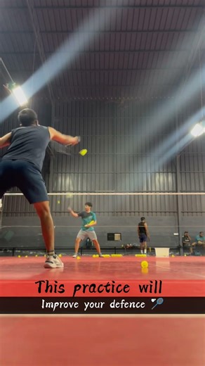 strong ur defence 🏸 Follow me for more badminton video..🏸🏸❤️😊 #badmintoncoach #badmintonacademy