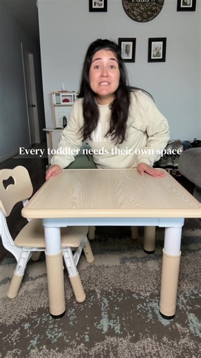 Every toddler needs their own space and this toddler table is perfect because it grows with your kids. #toddlertable #kidstable #toddlerfinds #toddleressentials #kidstableset