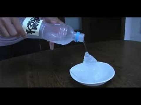 過冷却水の実験（Supercooling Experiment）