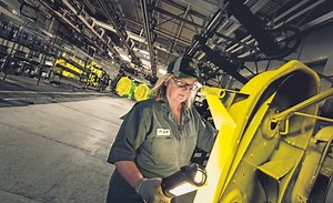 Lawn & Garden - Hutcheon & Pearce | John Deere