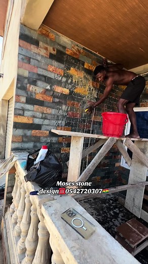 Washing stones💦 after installation to get the beauty of the work.. KASOA WEIJA📍 #ghanatiktok🇬🇭 #viralvideos #new #decoration #fpyシ #interiordesign #exterior #accraghana🇬🇭