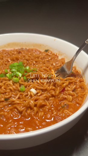 Hacks are recipes! Here is my recipe below #ramen #hack #recipe #korean #cooking Ingredients: 1 pack Shin Ramyun 1 tsp garlic paste 1 tsp ginger paste 1 tsp chili crisp 1 tsp chicken/beef bouillion 1/2 tsp white pepper 1 tbsp soy sauce 1 tsp dark soy sauce 2 tsp black vinegar 1/4 cup heavy cream add green onions and lime juice