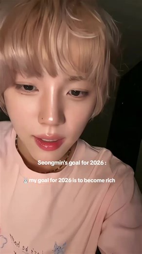 he's a dessert lover #seongmin #성민 #cravity #seongmincravity #kpop | Seongmin Cravity