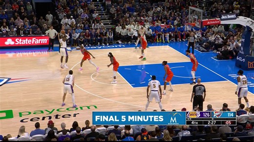 A quick 9-0 LeBron run to get him to 40 PTS on the night! 🔥 | NBA TV