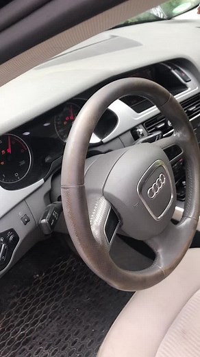 Explore the Audi Car Interior and Features