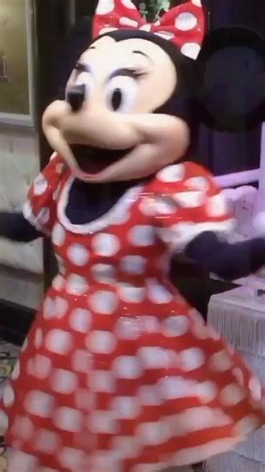 Disney & Hamilton Collab: #Hamilfilm Musical Movie with Minnie Mouse