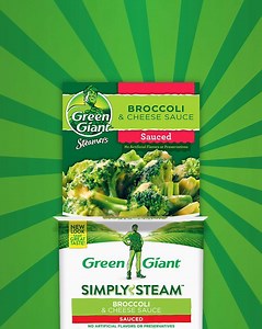 Outta the bag, into the microwave, onto your plate! That’s the life of Green Giant® Simply Steam™ vegetables. | Green Giant