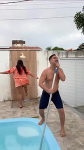 149K views · 966 reactions | Quando eu pego uma diária de limpador de piscina na casa da minha vizinha #comedia #casal #humor #videodecasal | Abner Santos | Facebook