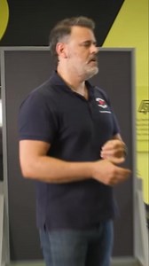 🎯 Here's a fantastic exercise to prepare the wrist for impact in a variety of ways.⁠ ⁠ 🥊 This could be a good exercise for athletes like boxers, gymnasts, or wrestlers!⁠ ⁠ ☕️ For less than the cost of a weekly coffee, unlock unlimited access to hands-on tutorials⁠ with Practicals.⁠ ⁠ 💯 Try it for FREE now for 7 days: https://www.physio-network.com/practicals/ 🤝 You'll get instant access to this Management of Wrist Injuries in Athletes Practical with @iangattgattman plus our growing library o