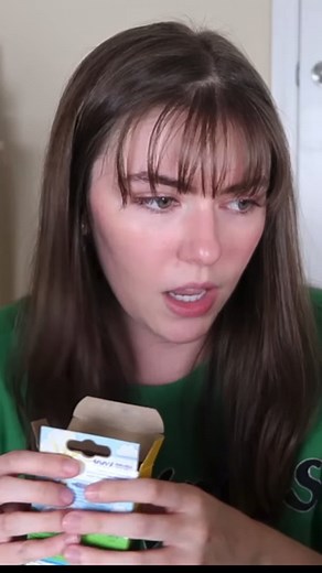 trying to draw myself as a peanuts character like........