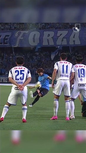 The top-scoring club of the 2025 season is Kawasaki Frontale, with 67 goals🐬