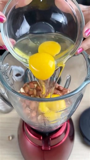 Just toss peanuts in a blender for the best cake ever! 🥜🍰 #Shorts #baking #cake #easyrecipe