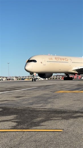 Etihad Resumes Flights to JFK After Week Pause