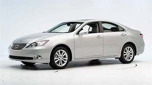 2011 Lexus ES 350 4-door sedan