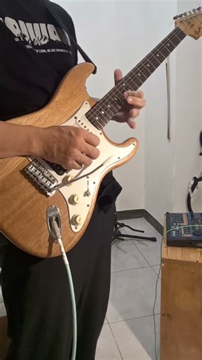 C major idea and jam practice on Fender Japan 72 reissue strat with Zoom MS50G+ and Boss RC-3 part 2