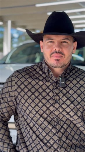 #ElToroDetail • The Bull •😈 Headlight restoration 🪄 Exterior . . . #f150 #fordtrucks #trucks #pickuptruck #offroad #4x4 #trucklife #trucksofinstagram #trucknation #truckdaily #trucklove #truckporn #truckgoals #builtfordtough #truckstagram #truckclub #truckin #truckworld #trucksdaily #trucklovers #trucklifeofficial #truckoftheday #truckyeah | Manuel Fernandez