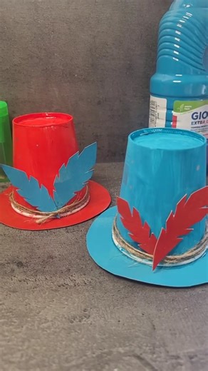 Bricolage pour les enfants sur le thème du carnaval. Chapeaux en gobelet. . #activiteenfant - #activitemanuelle - Activité enfant de 3 à 6 ans et de 5 à 8 ans #craftideas - crafts - fun crafts - #easycrafts - craft - kids crafts - activités enfants - #loisirscreatifs hiver - activité créative - atsem - nounou - assistante maternelle - assmat - teampe - occuper les enfants | Masscritics